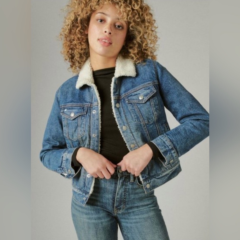 NWT Lucky Brand Faux Shearling Lined Denim Trucker Jacket